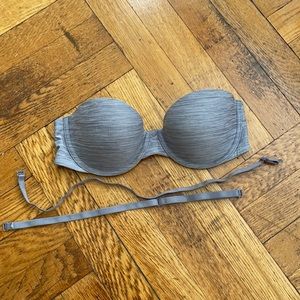 Victoria’s Secret Multi-way Strapless Padded Bra 32C